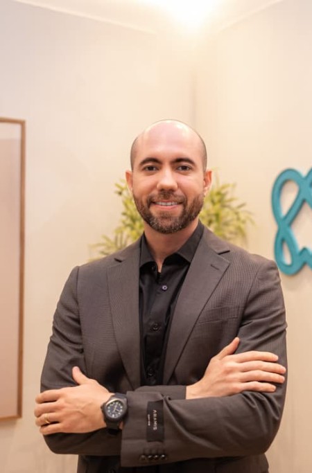 Dr. Vinicius Rabelo
